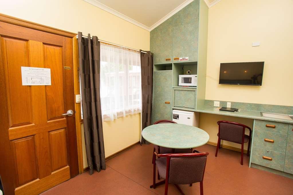 טוומבה Downs Motel חדר תמונה